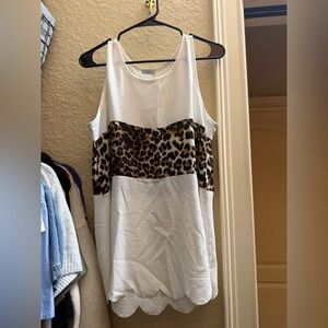 Boutique Women's White Tank Top with Leopard Print Accent